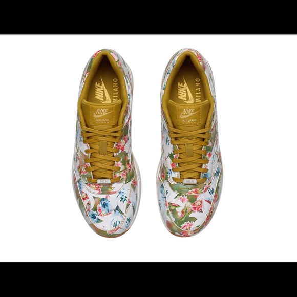 Nike WMNS Air Max 1 Ultra - Milan - Picture 2 of 8